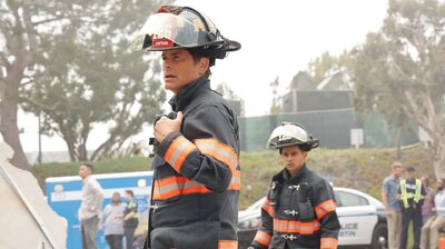 911: Одинокая звезда